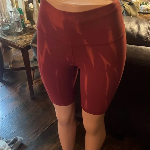 Lululemon Athletica Burgundy Bike Shorts - Picture 2 of 4